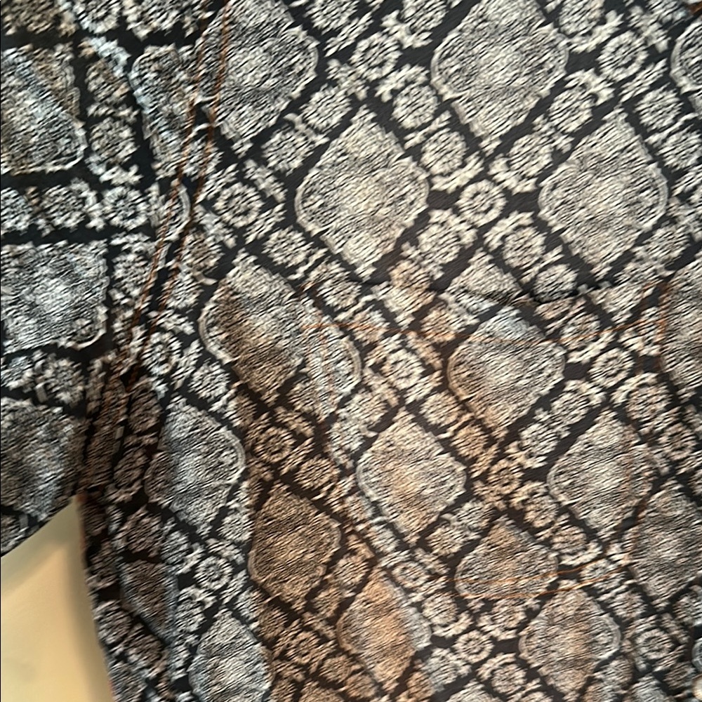 Arrata Patterned Button-Up Blouse - image 4